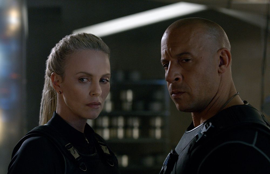 Vin Diesel y Charlize Theron en Fast & Furious 8