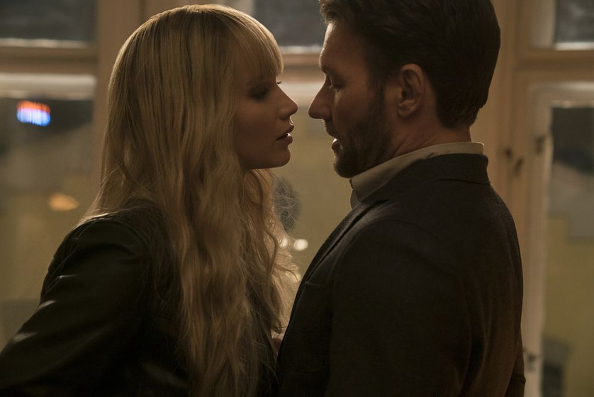 Joel Edgerton y Jennifer Lawrence en Gorrión Rojo