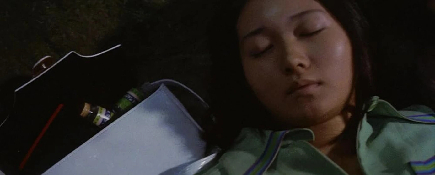 Naomi Tani en una-esposa-sacrificada