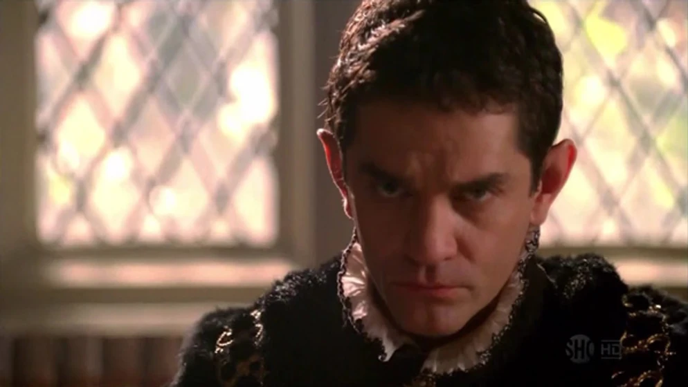 James Frain en los-tudor