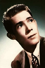 picture of actor Reynaldo Miravalles