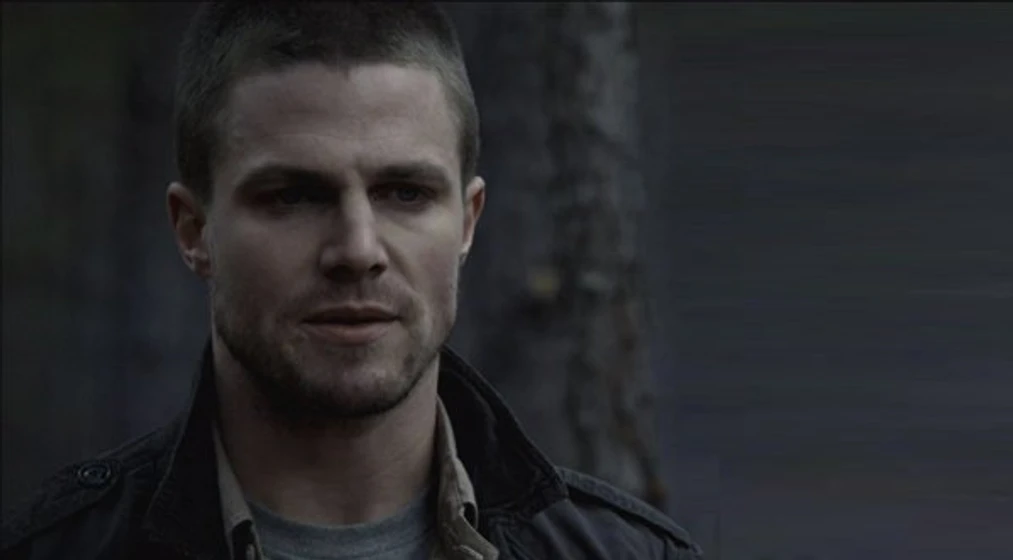 Stephen Amell en justicia-para-natalee