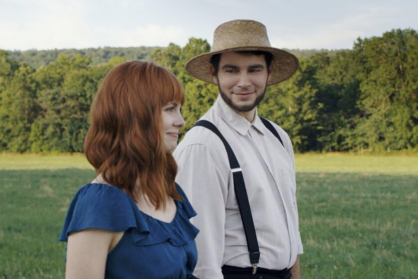 Galadriel Stineman y Kevin Joy en Mi Hogar es Donde Estás Tú