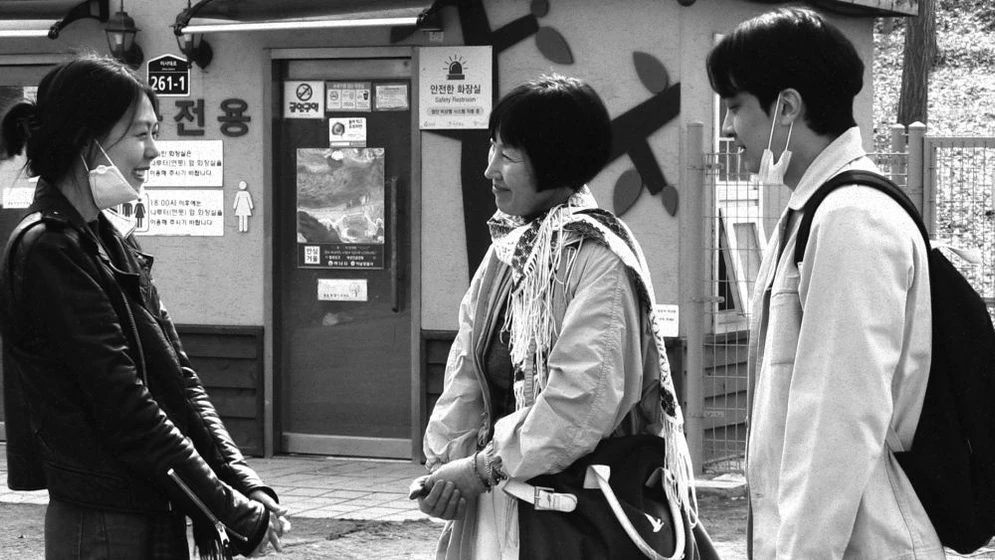 Kim Min-hee en la-novelista-y-su-pelicula