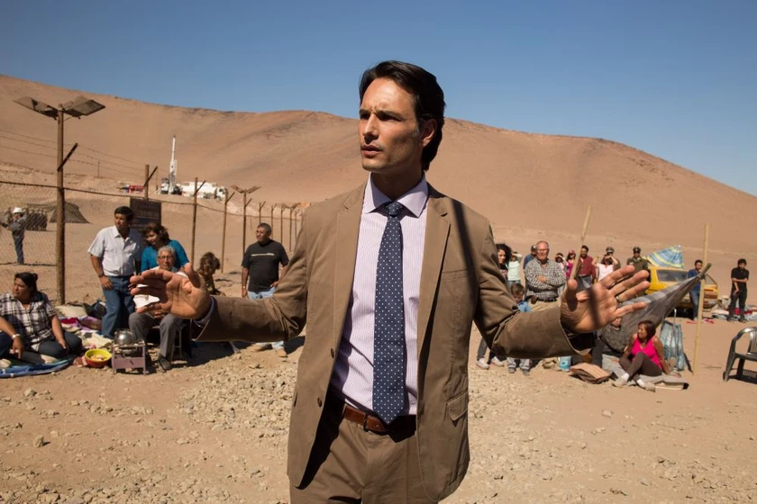 Rodrigo Santoro en los-33-una-historia-de-esperanza