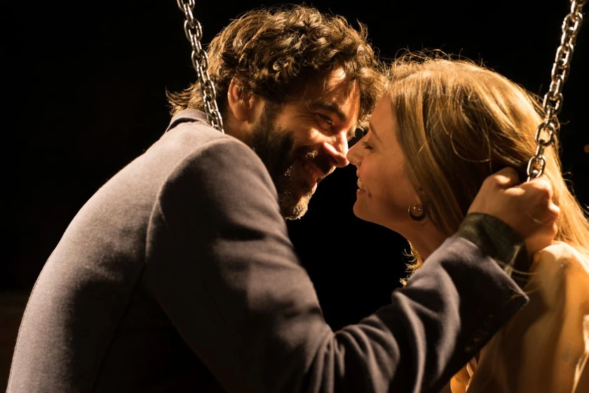 Eduardo Noriega [II] y Michelle Jenner en nuestros-amantes