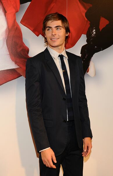 Zac Efron en High School Musical 3. Fin de Curso (Premiere en Madrid. Octubre 2008)