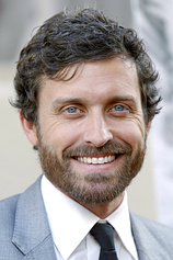 picture of actor Rob Benedict