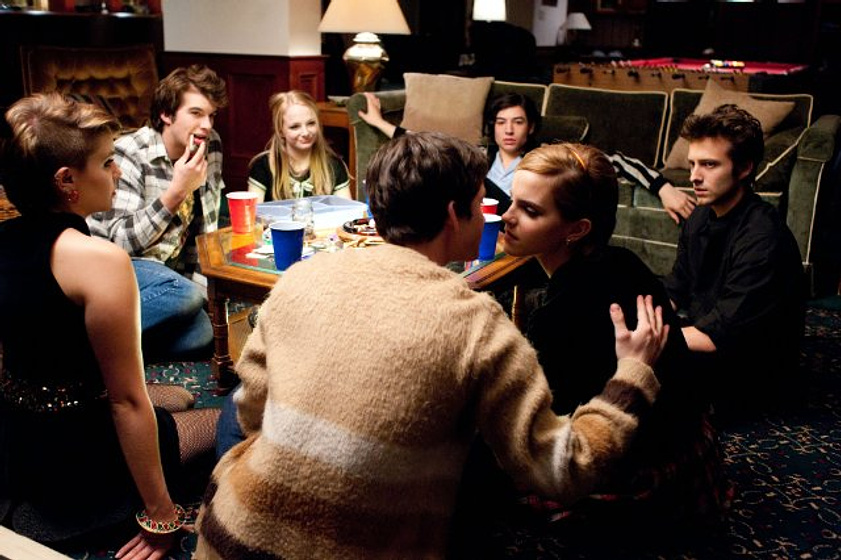 Emma Watson, Mae Whitman, Logan Lerman, Reece Thompson, Ezra Miller y Erin Wilhelmi en Las Ventajas de Ser un Marginado