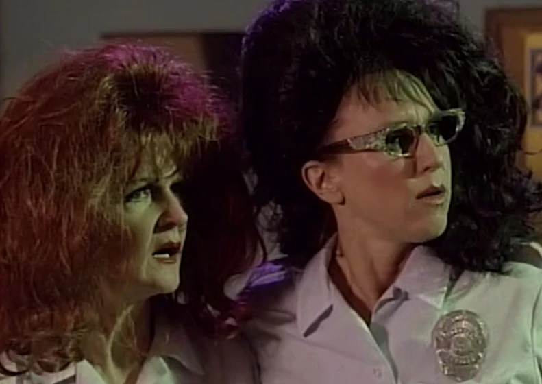 Karen Knotts y Melanie Noble en vice-academy-part-4