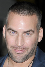 picture of actor Dax Ravina