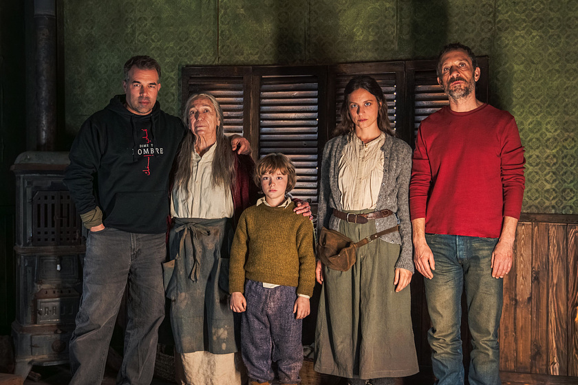 Michelle Jenner, Pablo Derqui, Luisa Gavasa y Hugo Stuven en El Nido (Rodaje)