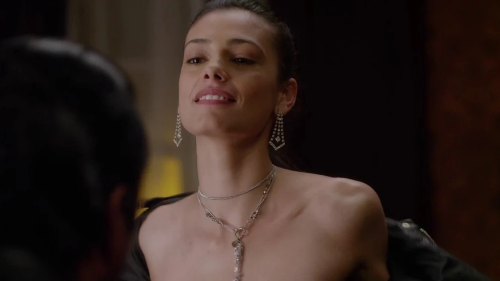 Iulia Verdes en a-good-man-2014