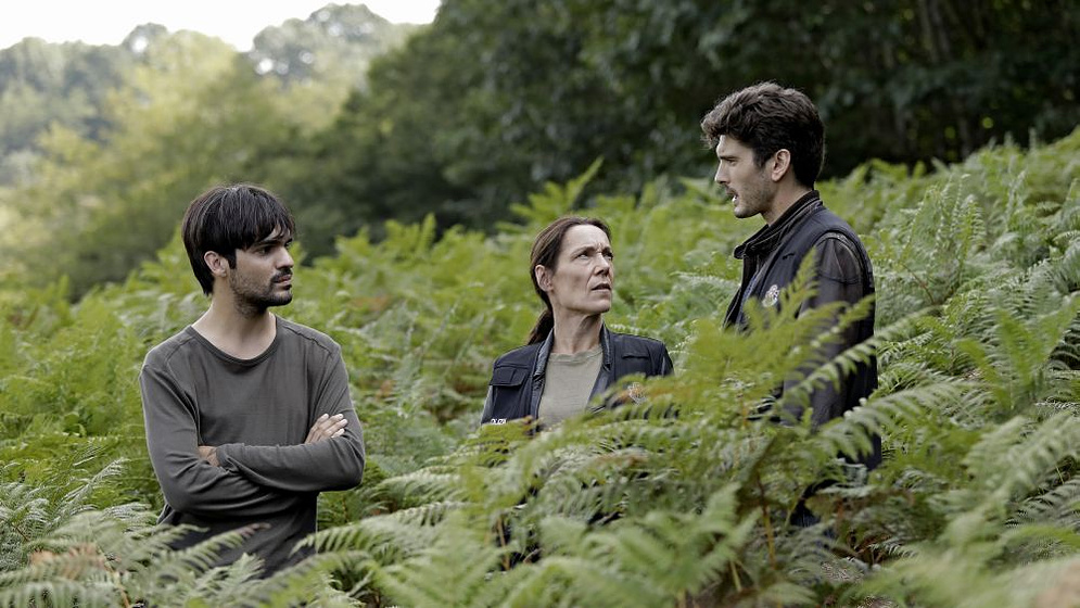 Itziar Ituño, Yon González y Eneko Sagardoy en Campanadas a Muerto