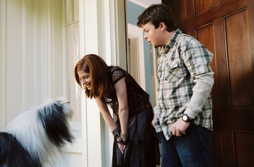 Spencer Breslin y Zena Grey en Cariño, estoy hecho un perro