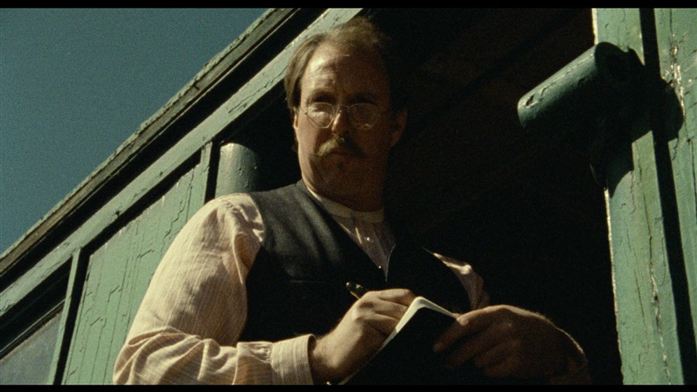 Brion James en Persecución en Texas