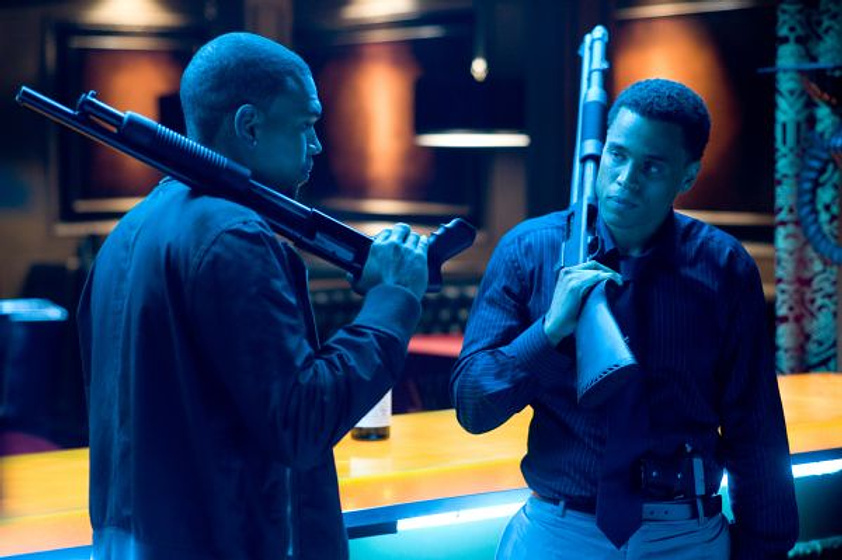 Chris Brown [XXV] en Ladrones