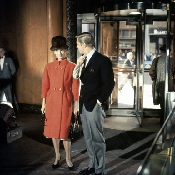 Audrey Hepburn y George Peppard en Desayuno con diamantes