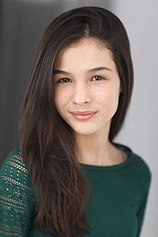 photo of person Eliza Faria
