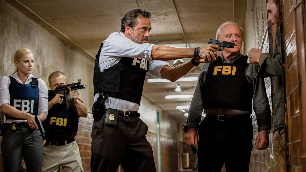 Anthony Hopkins, Jeffrey Dean Morgan y Abbie Cornish en Premonición