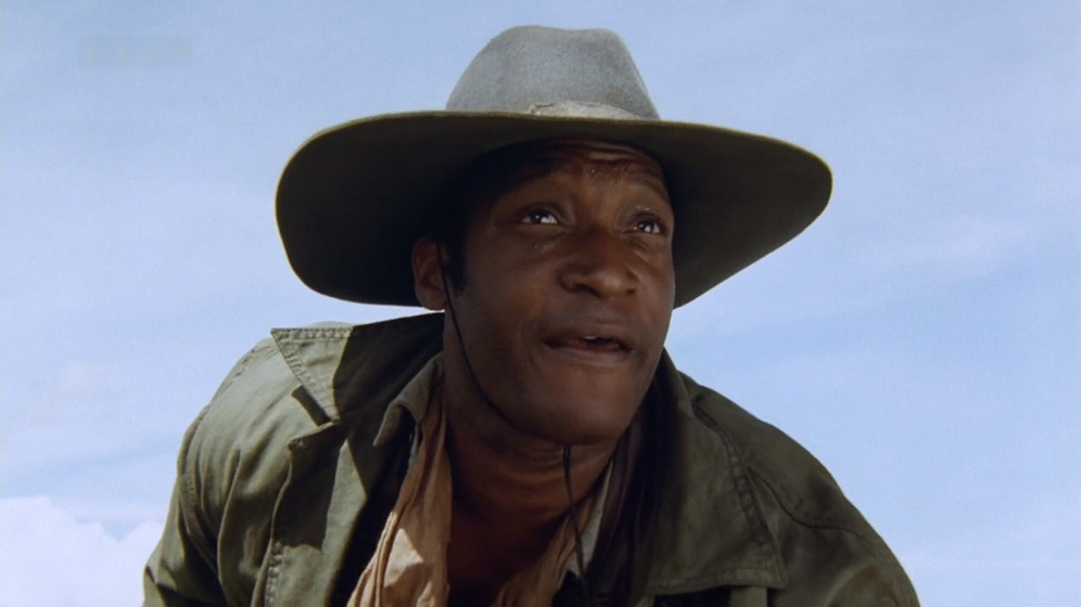 Tony Todd en Zorro Negro