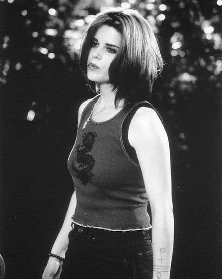 Neve Campbell en juegos-salvajes