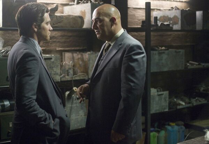 Jake Gyllenhaal y Igal Naor en Expediente Anwar