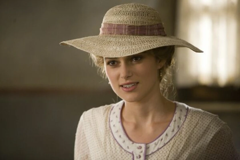 Keira Knightley en seda