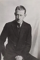 Foto de Roland Pertwee