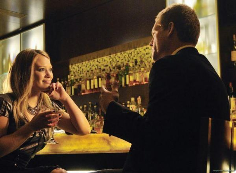 Hilary Duff en Beauty & The Briefcase