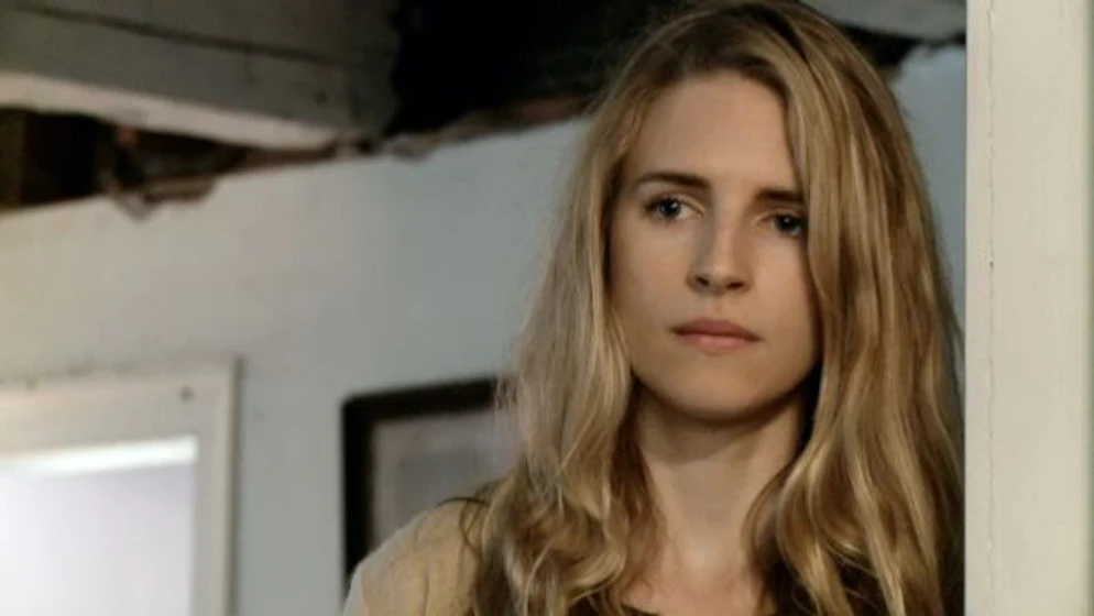 Brit Marling en otra-tierra