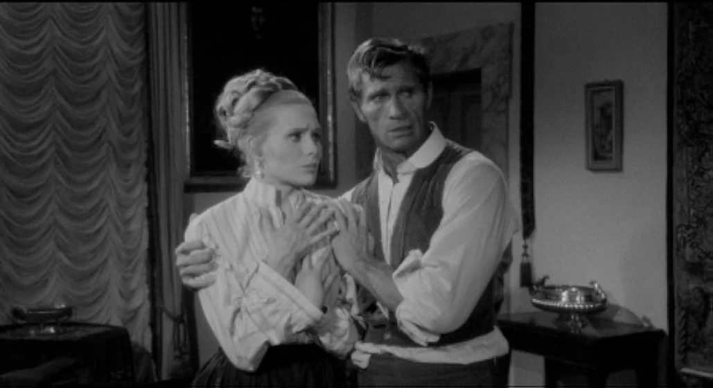 Gordon Mitchell y Erika Blanc en lady-morgan-s-vengeance