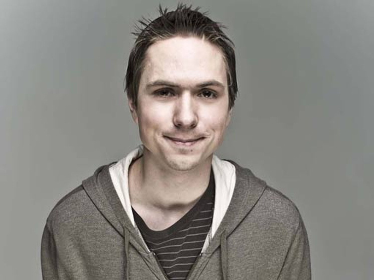 Joe Thomas en The Inbetweeners