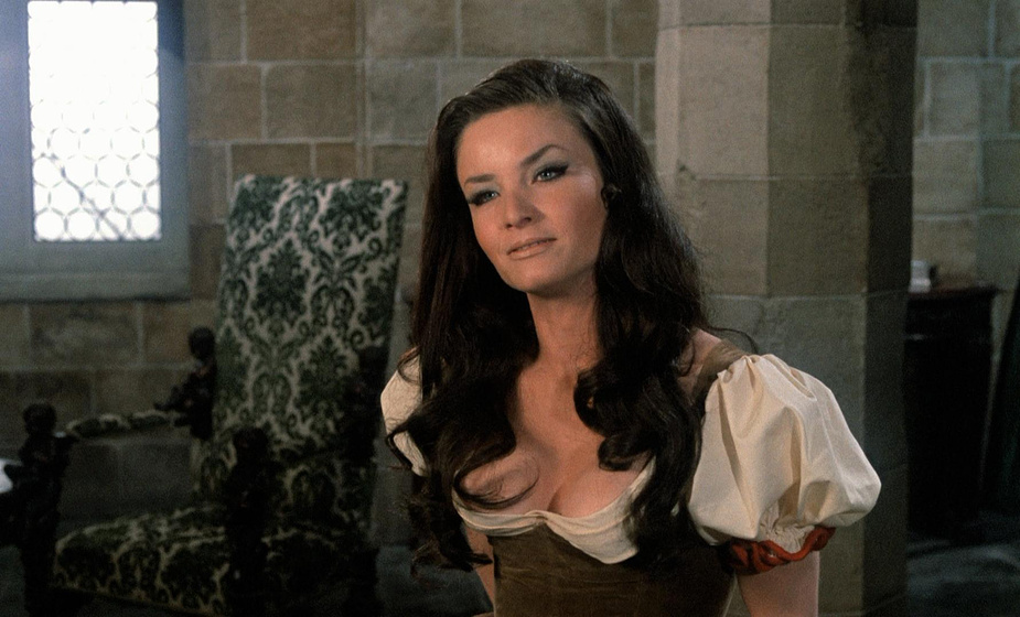 Kate O'Mara en El Horror de Frankenstein