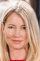 photo of person Cynthia Watros