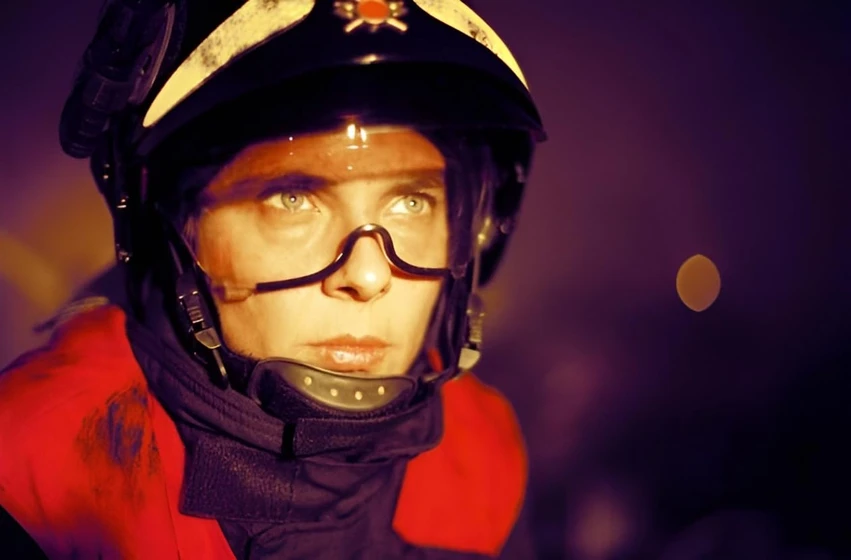 Rosalinda Celentano en der-todestunnel-nur-die-wahrheit-zahlt