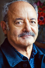 photo of person Louis Chedid