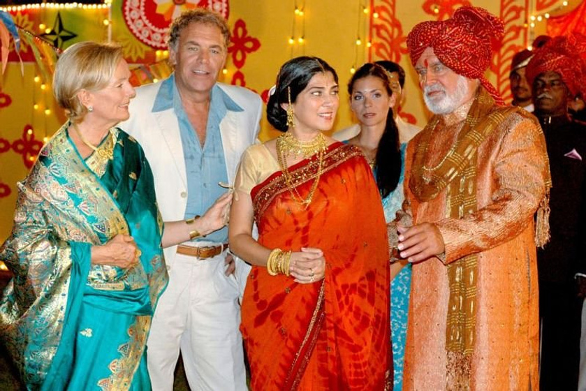 Katja Woywood, Christian Kohlund, Ruth-Maria Kubitschek, Frank Hoffmann y Gargi Patel en Dream Hotel: India
