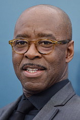 photo of person Courtney B. Vance