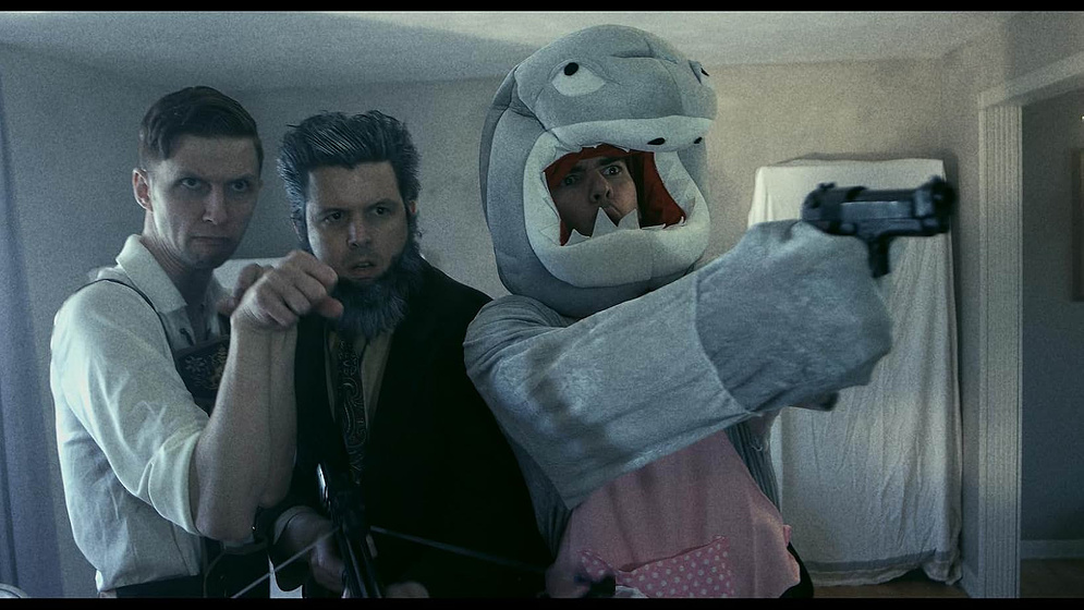 Trey Harrison, Wes Reid y Michael Merchant en House Shark