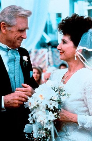 Norma Aleandro y Lloyd Bridges en Un Toque de Infidelidad