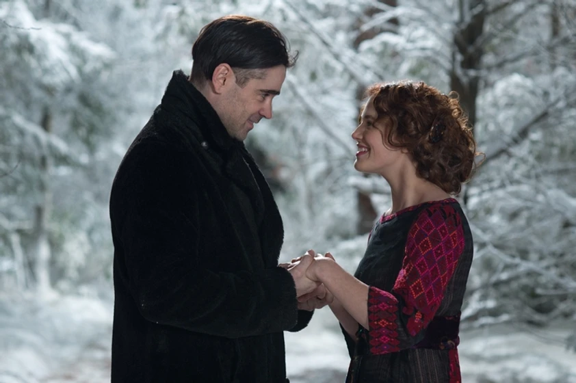 Colin Farrell y Jessica Brown Findlay en cuento-de-invierno