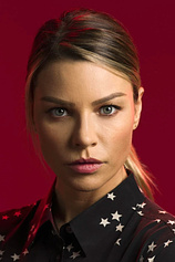 photo of person Lauren German