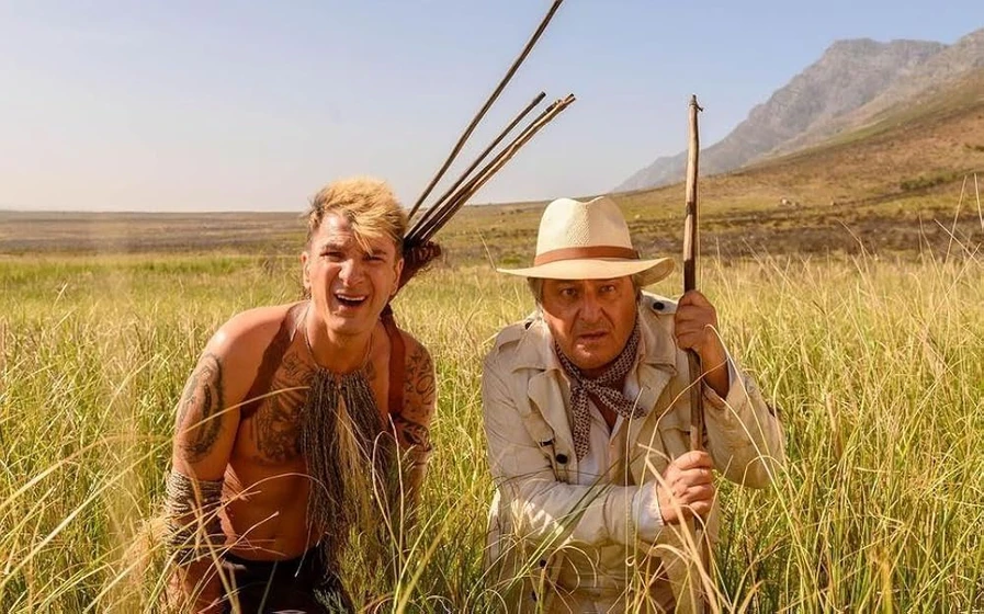 Christian Clavier y Michaël Youn en vacaciones-en-africa