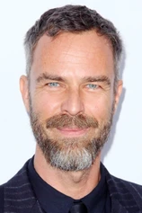 Foto de J.R. Bourne