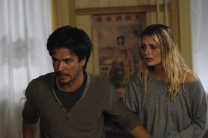 Mischa Barton y Marco Grazzini en identidad-en-la-sombra