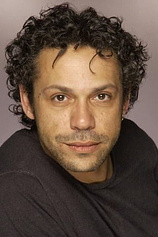 picture of actor Kader Boukhanef