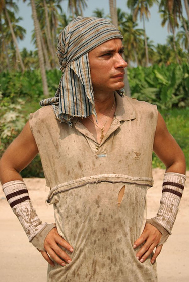 Gael García Bernal en Rudo y Cursi