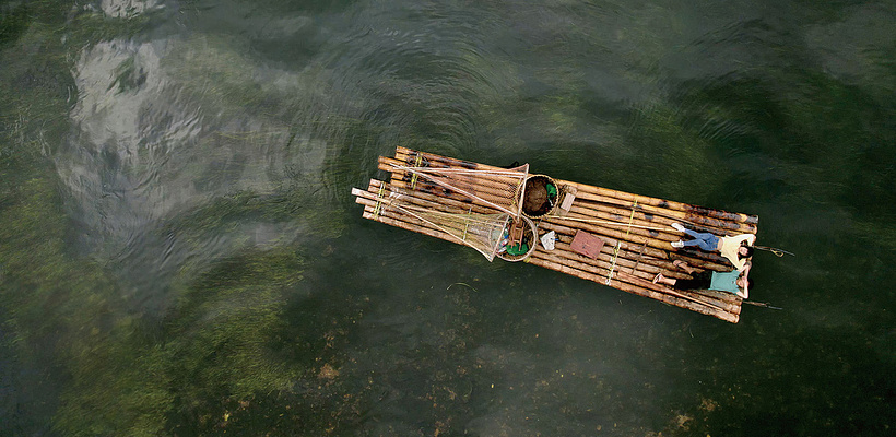 Imagen de Where Echoes Never End