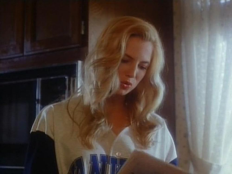 Traci Lords en Demasiado Peligrosa